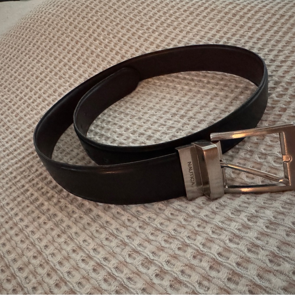 Nautica dark brown belt with Sleek Design